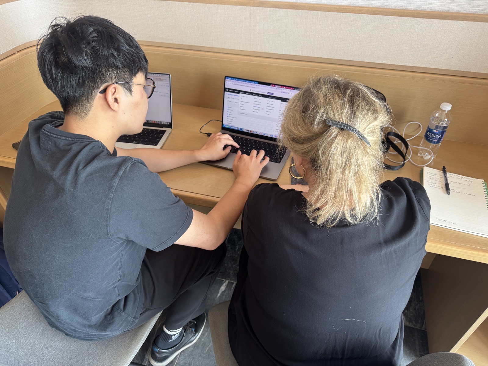 A working session in progress